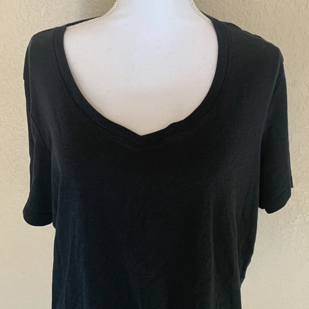 Sejour Women’s Short Sleeve Tee - Picture 2 of 7